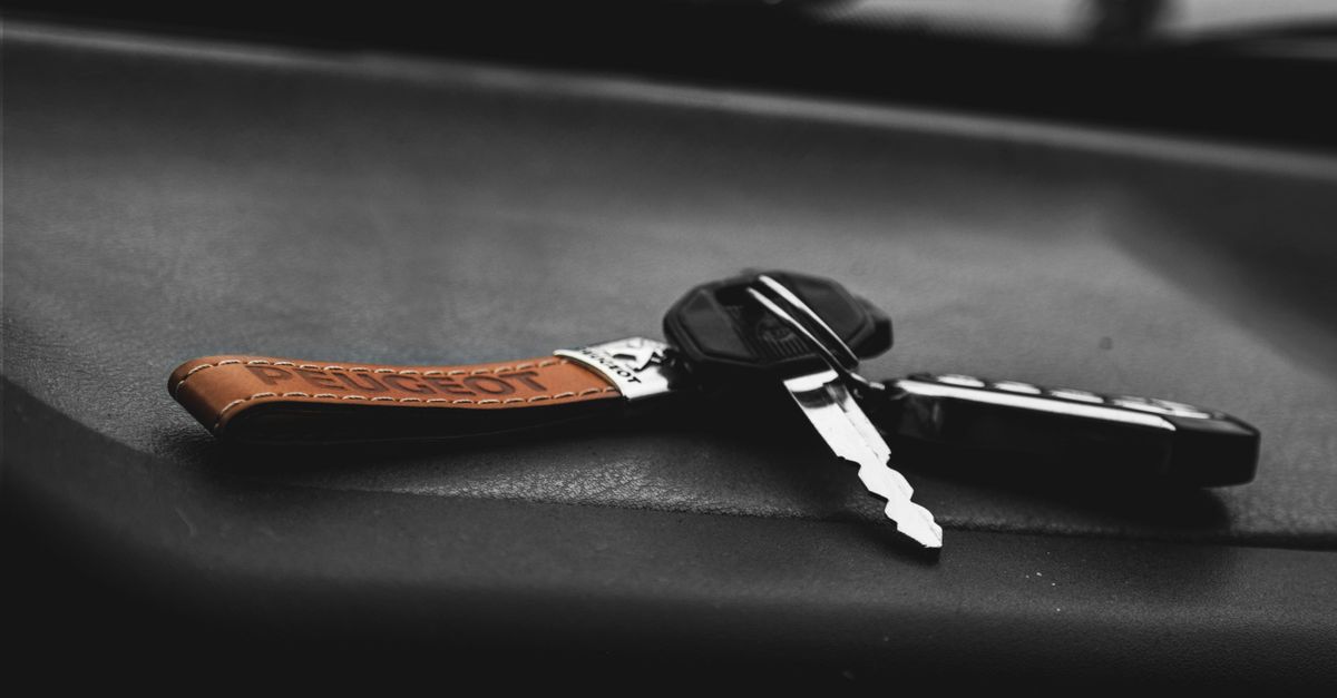 Chevrolet car key fob — West End Ave Locksmith NYC