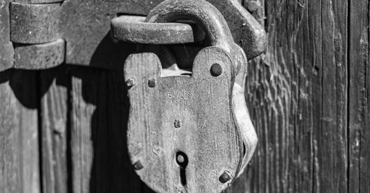 Mortise Lock Won't Turn? Causes and Fixes for Old NYC Doors — West End Ave Locksmith NYC