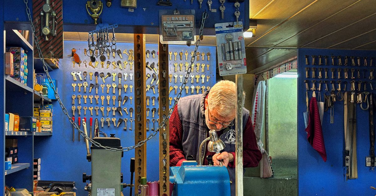 How Much Does a Locksmith Make in New York City? — West End Ave Locksmith NYC