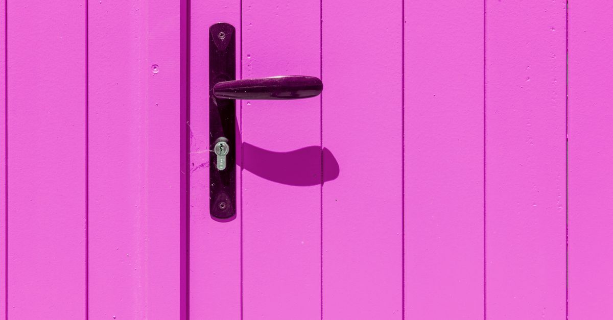 front door lock key — West End Ave Locksmith NYC