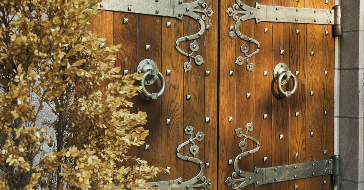 Commercial Door Hardware That Satisfies Insurance and Fire-Code Requirements — West End Ave Locksmith NYC