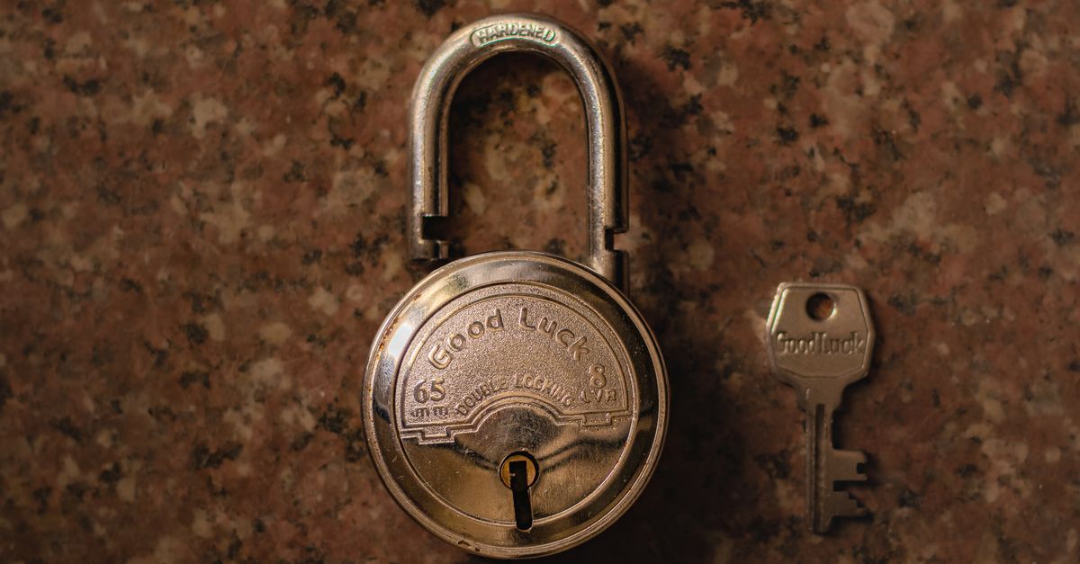 Responding to a Commercial Lockout: What Our Emergency Locksmith Process Looks Like — West End Ave Locksmith NYC