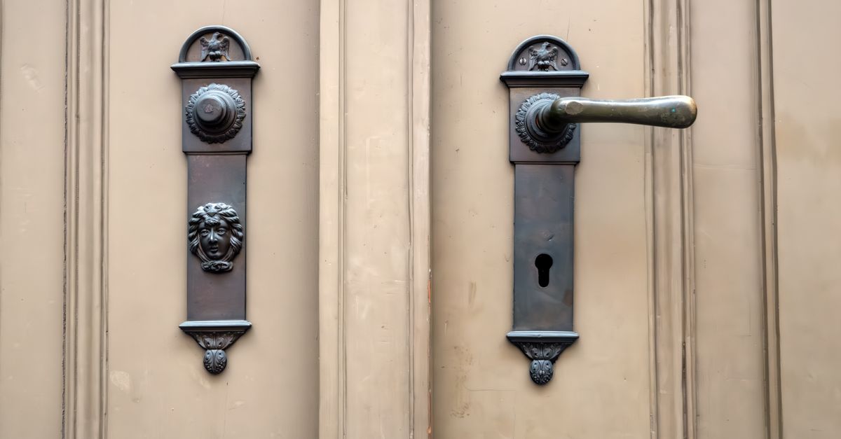 Deadbolt Installation for NYC Apartments and Brownstones — West End Ave Locksmith NYC