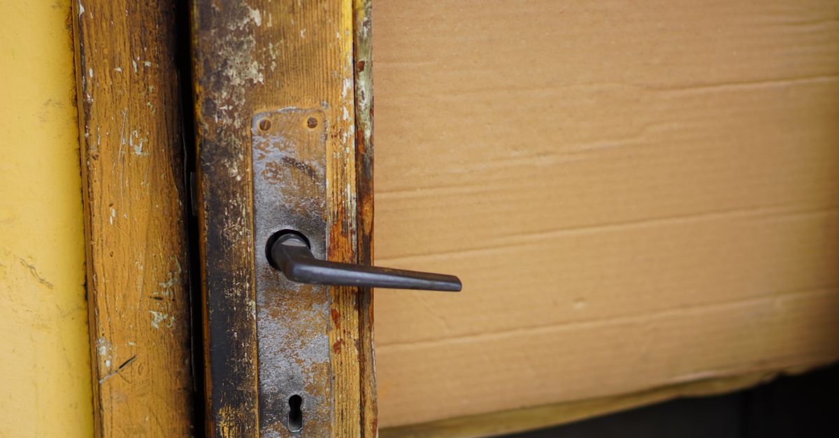 The Door Knob Lock Installation Process: What Our Technicians Actually Do — West End Ave Locksmith NYC